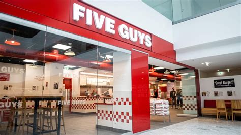 five guys portugal|Five Guys chega a Lisboa